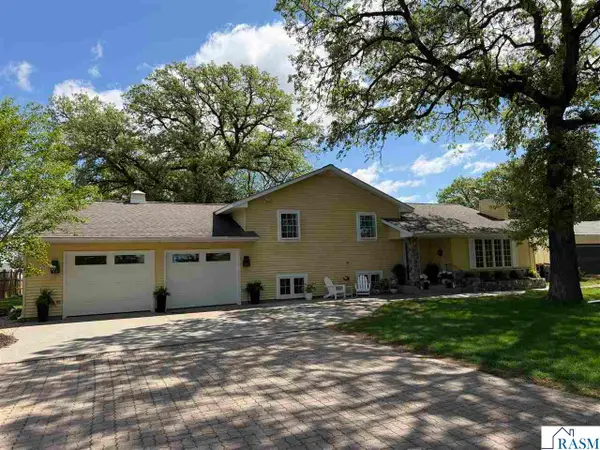 1111 Summit Avenue, New Ulm, MN 56073