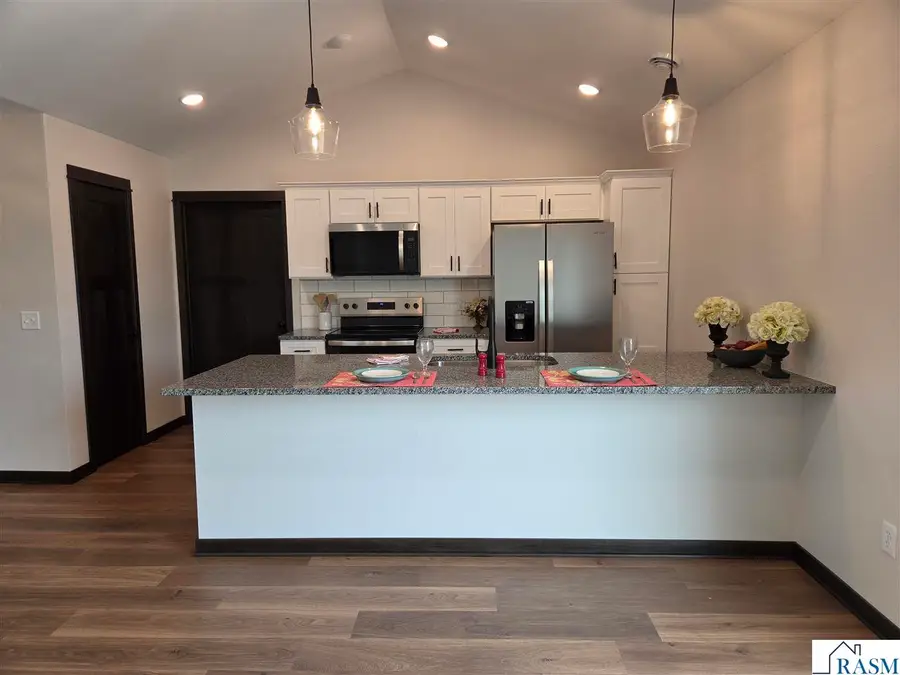2025 Clark Street, Saint Peter, MN 56082-1229 - #3