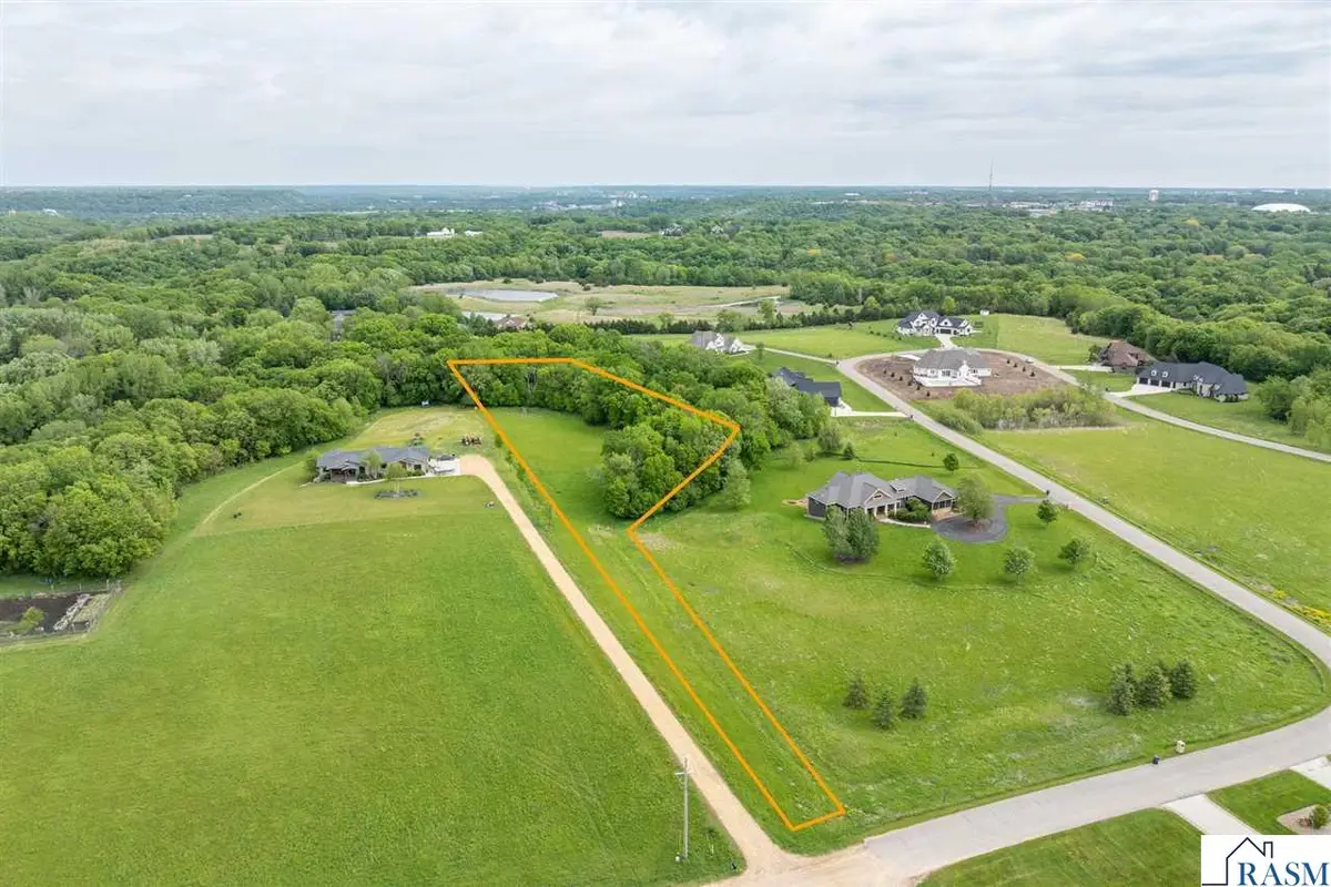 275 Summerfield Trail, Mankato, MN 56001 - #1