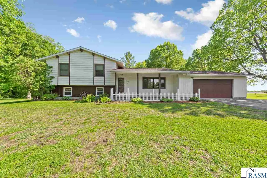 58357 Birch Bluff Lane, North Mankato, MN 56003 - #2