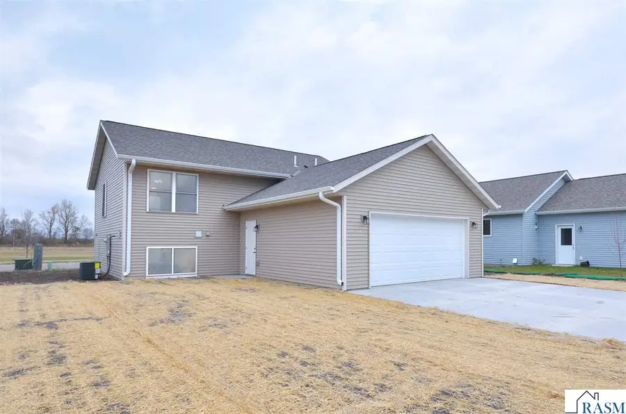 2113 Lunden Street, Saint Peter, MN 56082 - #2