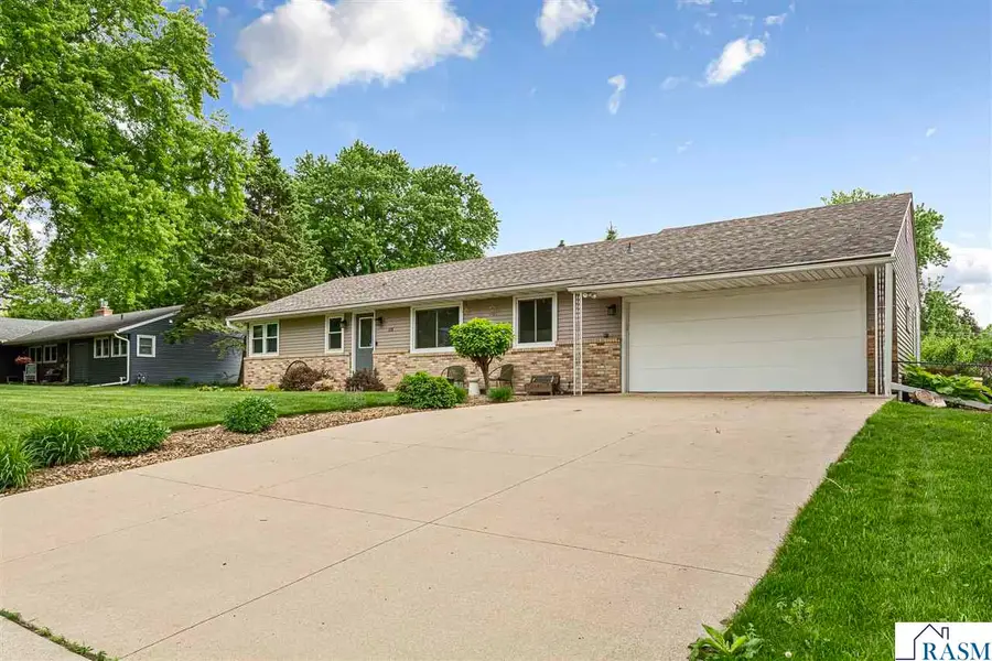 115 Catalina Drive, Mankato, MN 56001 - #2