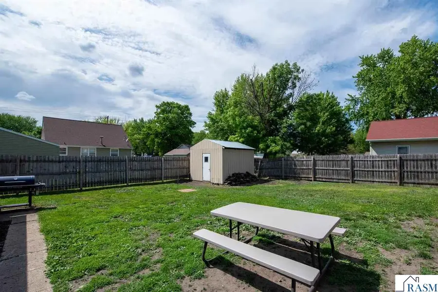 908 SW 3rd Street, Waseca, MN 56093 - #3