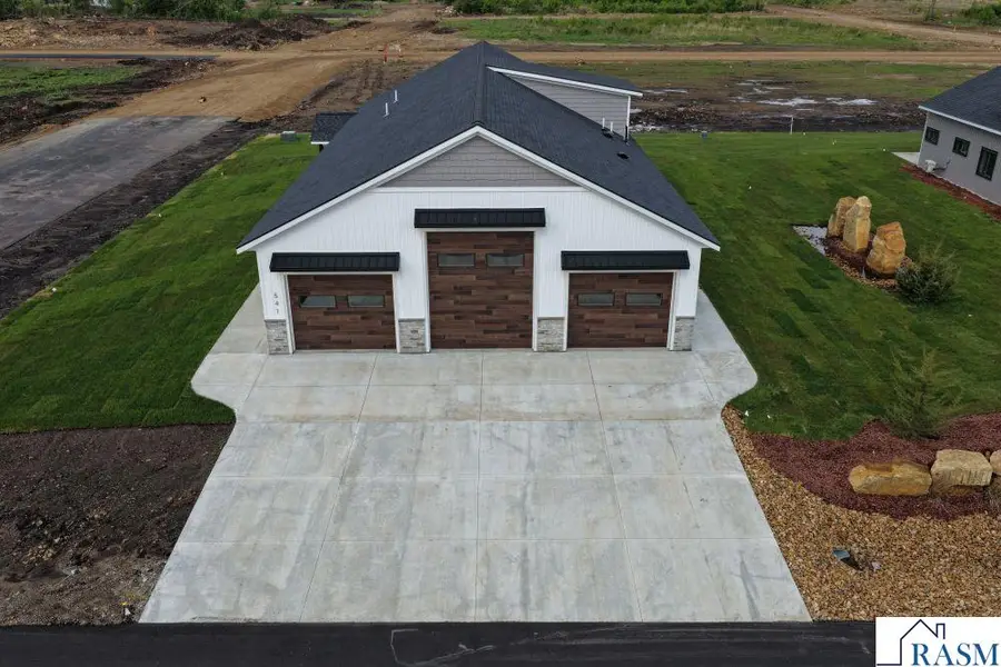 541 Smith Street, Kasota, MN 56050 - #2