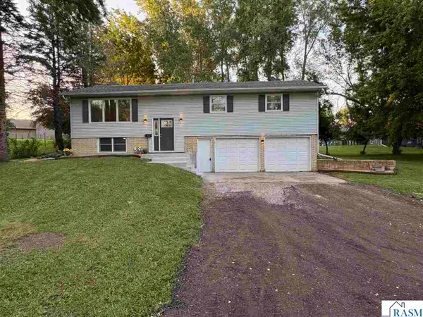 306 W North Street, Janesville, MN 56048