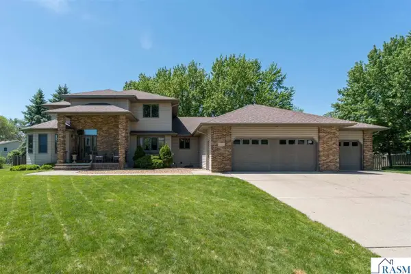125 Celestine Circle, Mankato, MN 56001