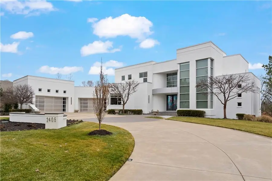 2405 W 114th Street, Leawood, KS 66211 - Image #2