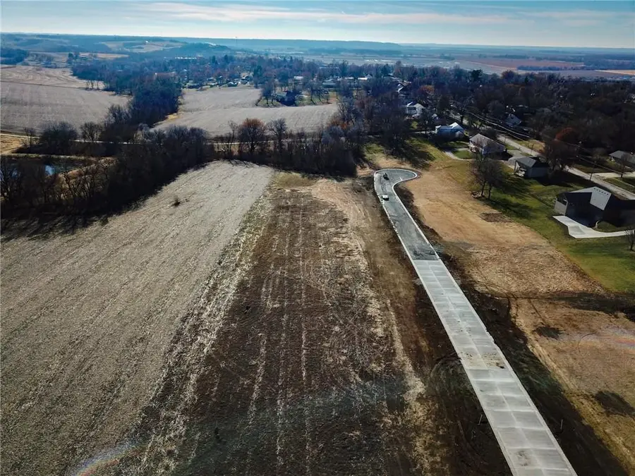 1516 Missouri Avenue, Mound City, MO 64470 - #3