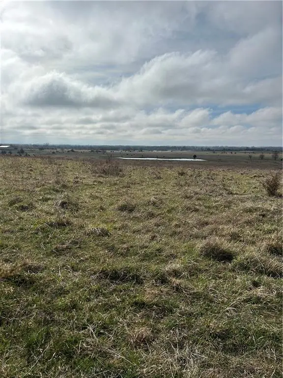 2220 Louisiana Road, Ottawa, KS 66067 - Image #2