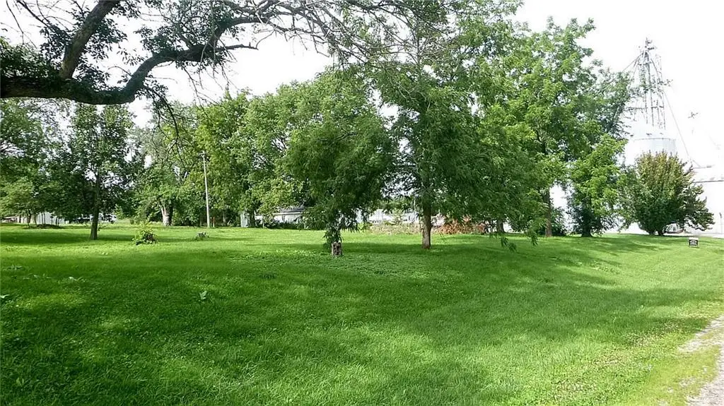 W 3rd Street, Burlington Junction, MO 64428 - #1