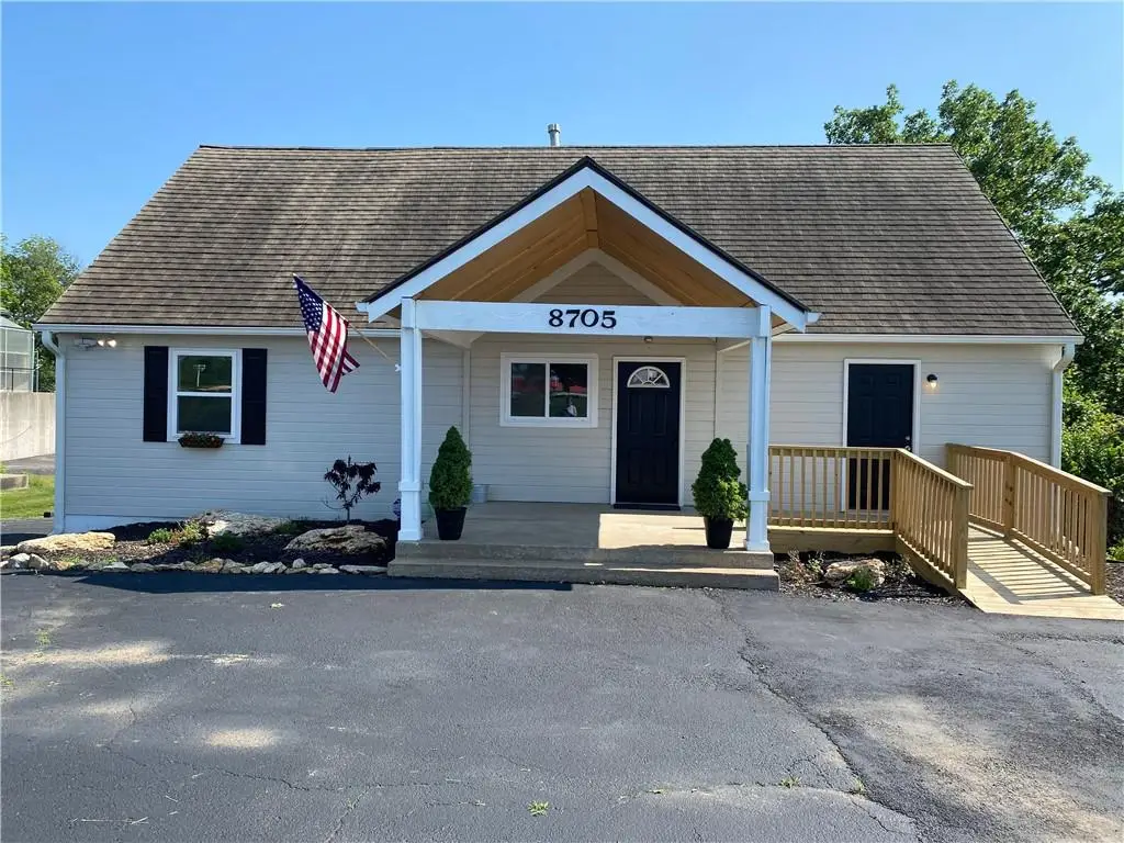 8705 E 63rd Trafficway, Kansas City, MO 64133 - #1