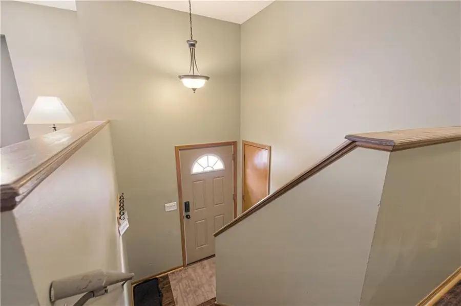 8718 Golden Lane, De Soto, KS 66018 - Image #3