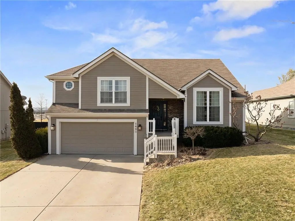 1401 NW 92nd Terrace, Kansas City, MO 64155 - #1