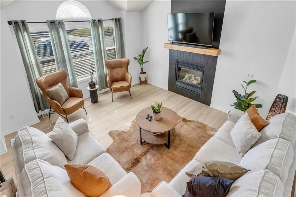 8112 NE 105th Terrace, Kansas City, MO 64157 - #1