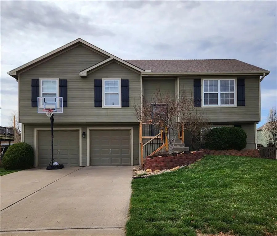 11504 N Manning Avenue, Kansas City, MO 64157 - #1