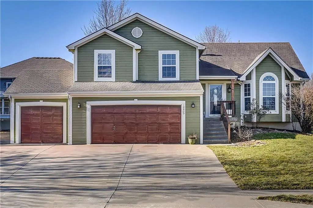 10605 NE 101st Street, Kansas City, MO 64157 - #1