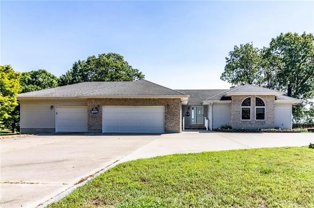 30828 Nomad Drive, Warsaw, MO 65355 - Image #1