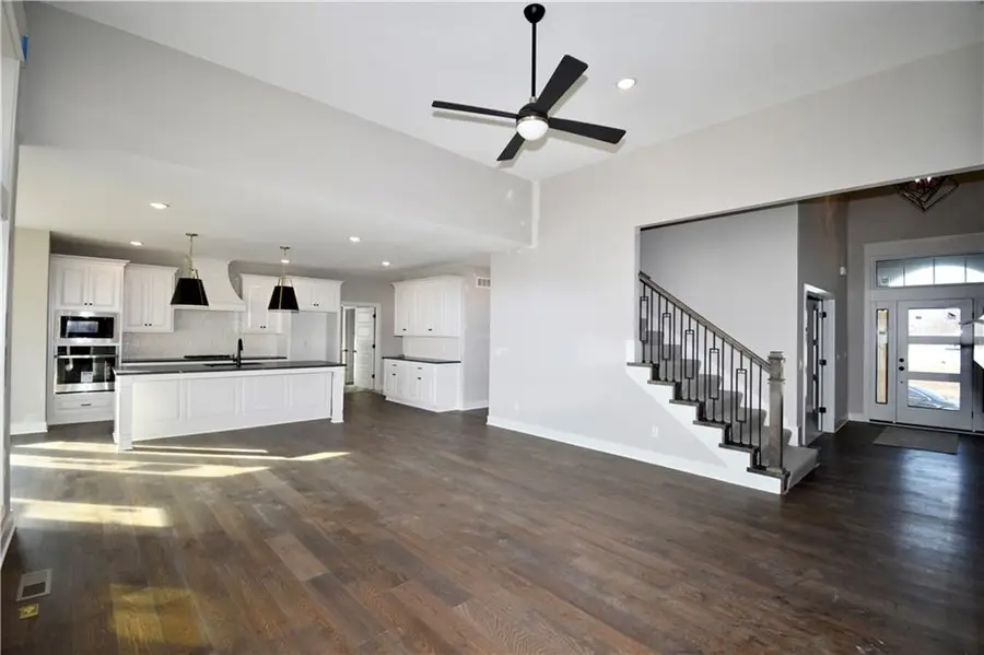 8325 NE 76th Terrace, Kansas City, MO 64158 - #2