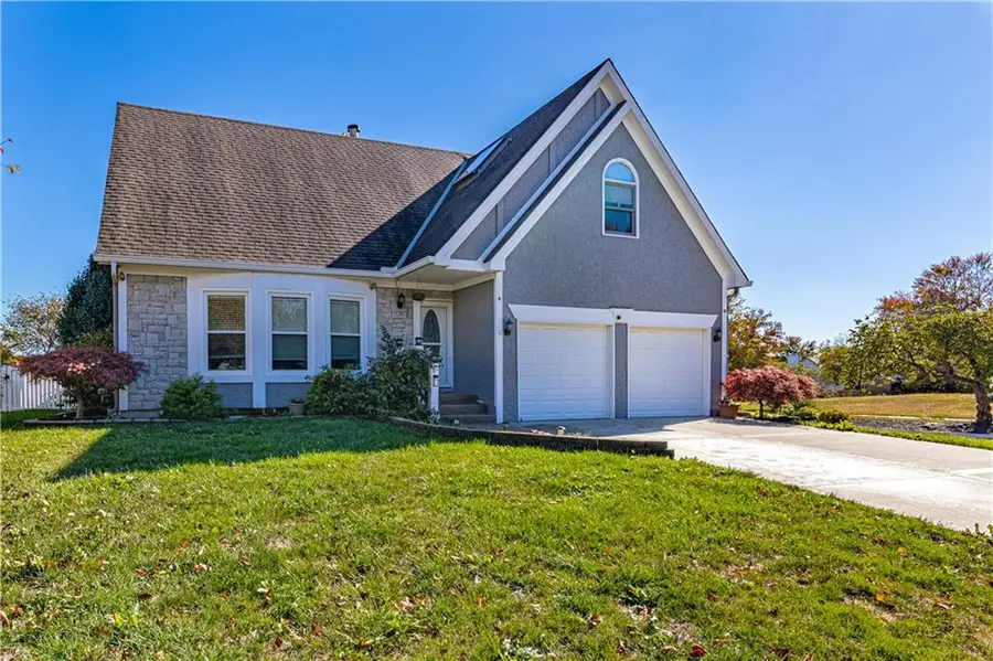 205 Johnston Parkway, Raymore, MO 64083 - Image #3