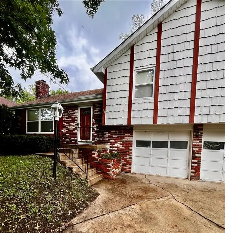 522 Hargis Lane, Belton, MO 64012 - Image #2