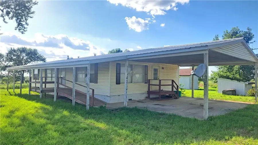 488 60th Road, Toronto, KS 66777 - #2