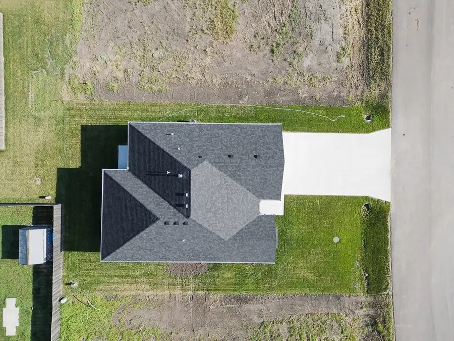 106 Hickory Street, Perry, KS 66073 - Image #2