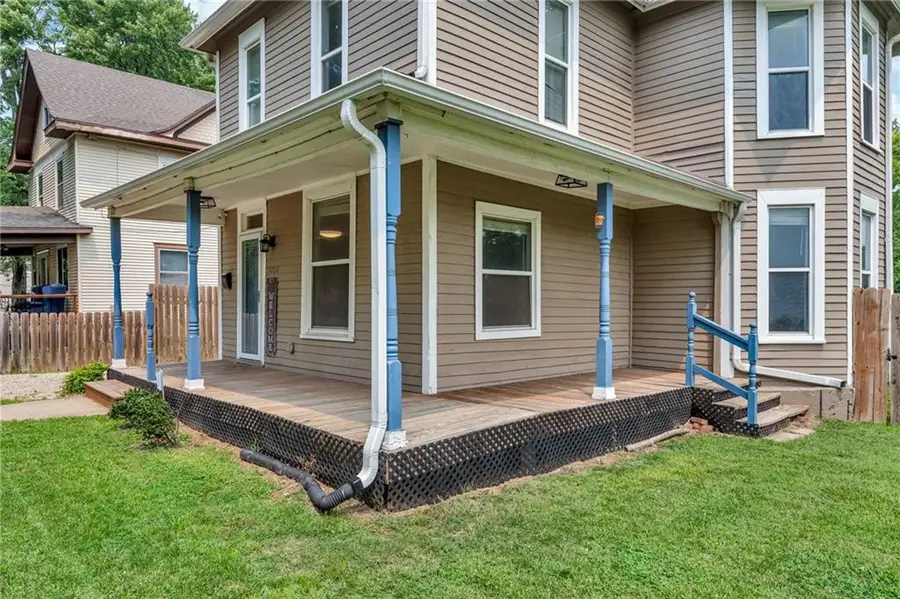 2058 SW Buchanan Street, Topeka, KS 66604 - #3