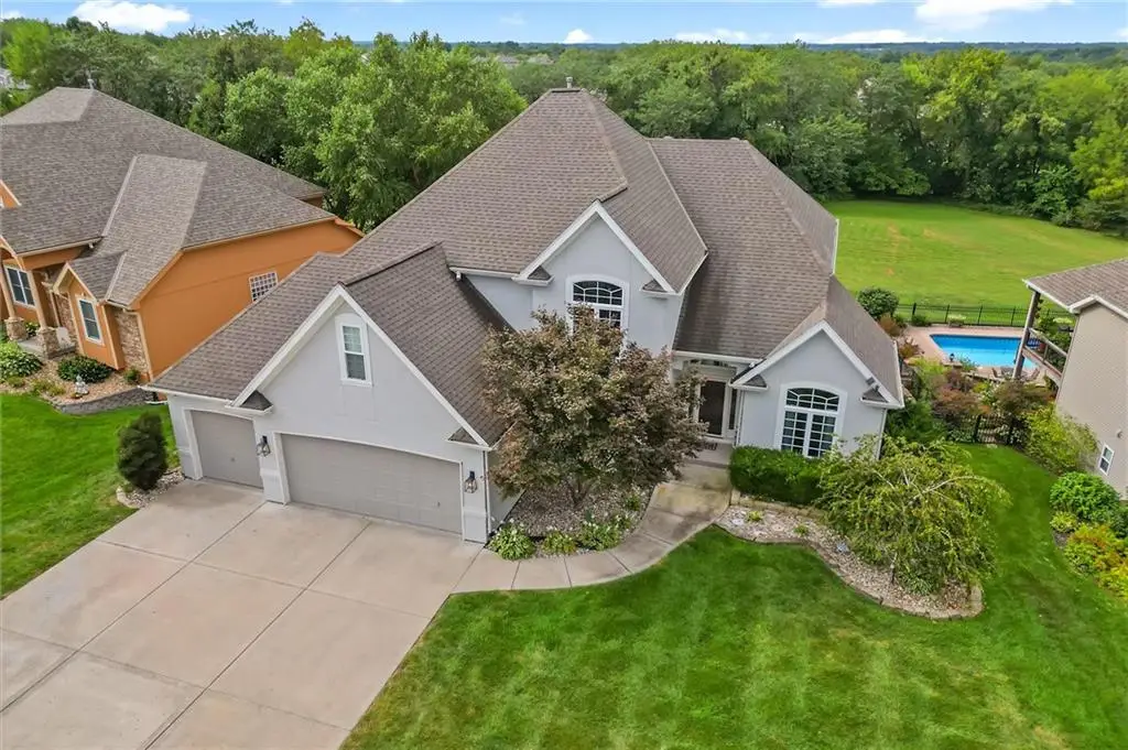 607 Indian Trail Court, Smithville, MO 64089 - Image #1