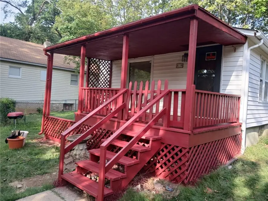 8119 Wayne Avenue, Kansas City, MO 64131 - Image #2