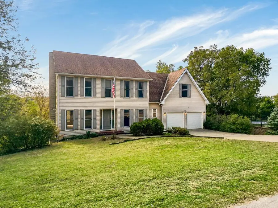 9125 Hillview Drive, De Soto, KS 66018 - Image #2