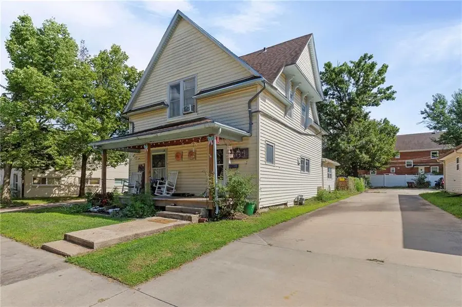 301 W 13th Avenue, Emporia, KS 66801 - Image #3