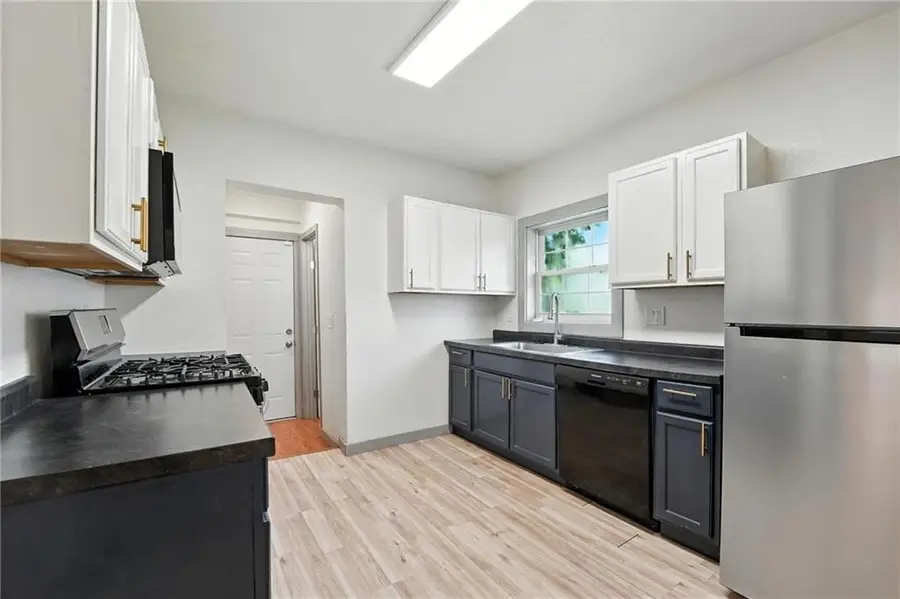 4142 Montgall Avenue, Kansas City, MO 64130 - Image #3