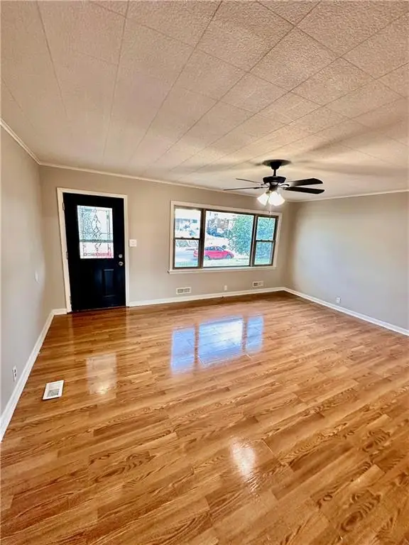 1308 N 10th Street, Saint Joseph, MO 64501 - Image #3