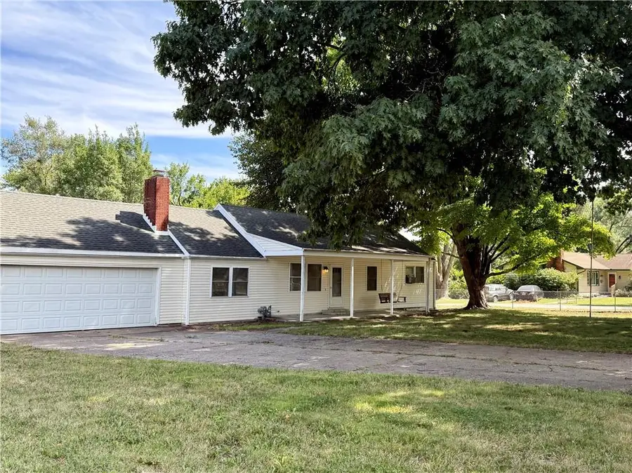 13227 Bennington Avenue, Grandview, MO 64030 - Image #2