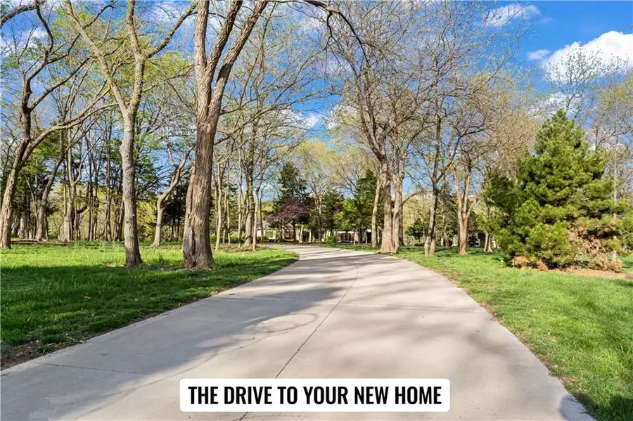 6205 S Chiles Road, Blue Springs, MO 64014 - #3