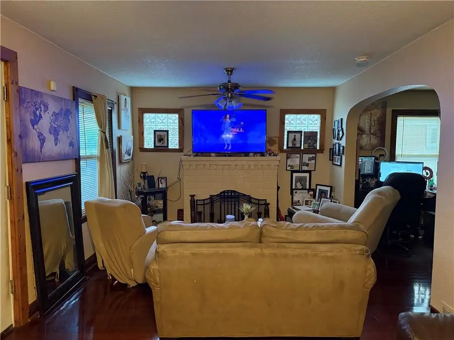 3929 Euclid Avenue, Kansas City, MO 64130 - Image #3