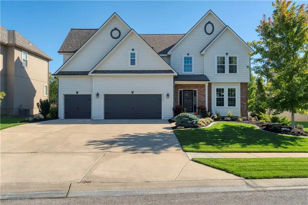 5531 Hilltop Drive, Shawnee, KS 66226 - Image #1