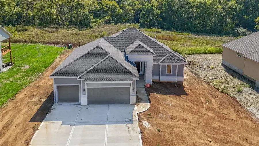 6115 Lewis Drive, Shawnee, KS 66226 - Image #2