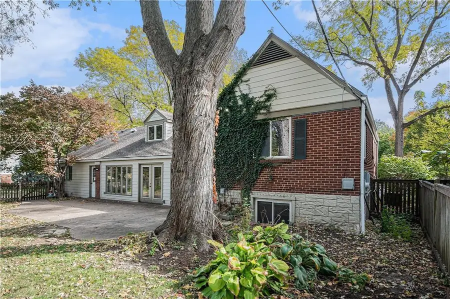 4304 Brookridge Drive, Fairway, KS 66205 - Image #3