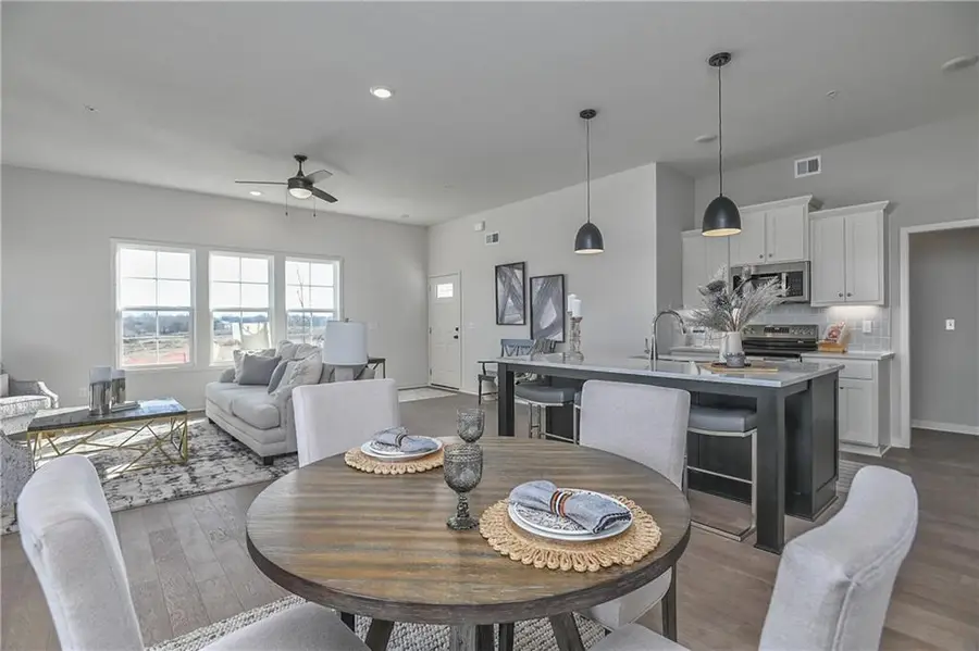 105 S Diane Drive, Olathe, KS 66061 - Image #3