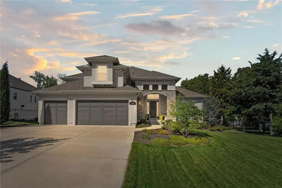 9268 Brownridge Street, Lenexa, KS 66220 - Image #2
