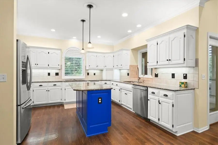 712 NE Ashmont Place, Lees Summit, MO 64064 - Image #3