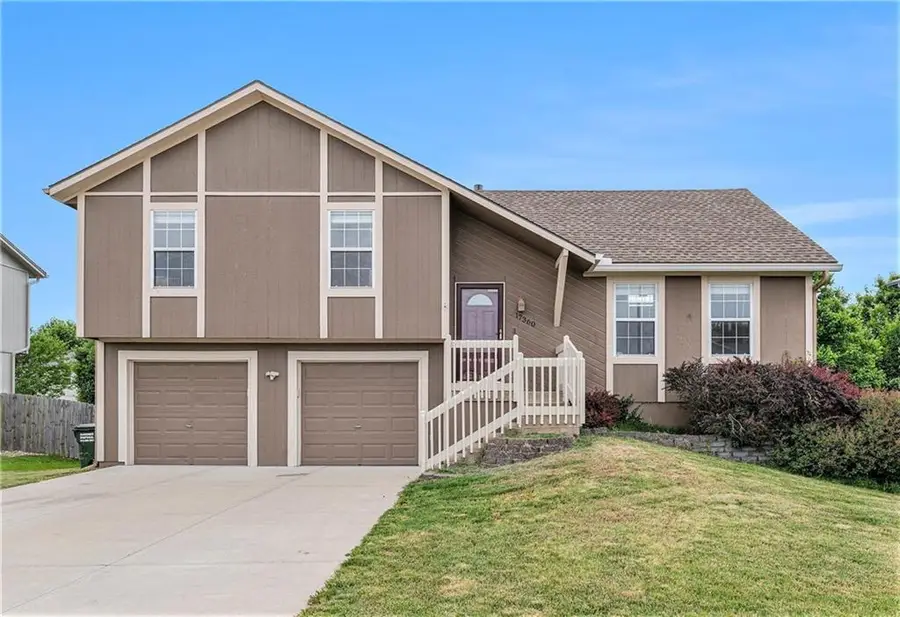 17360 S Ingrid Street, Gardner, KS 66030 - Image #2