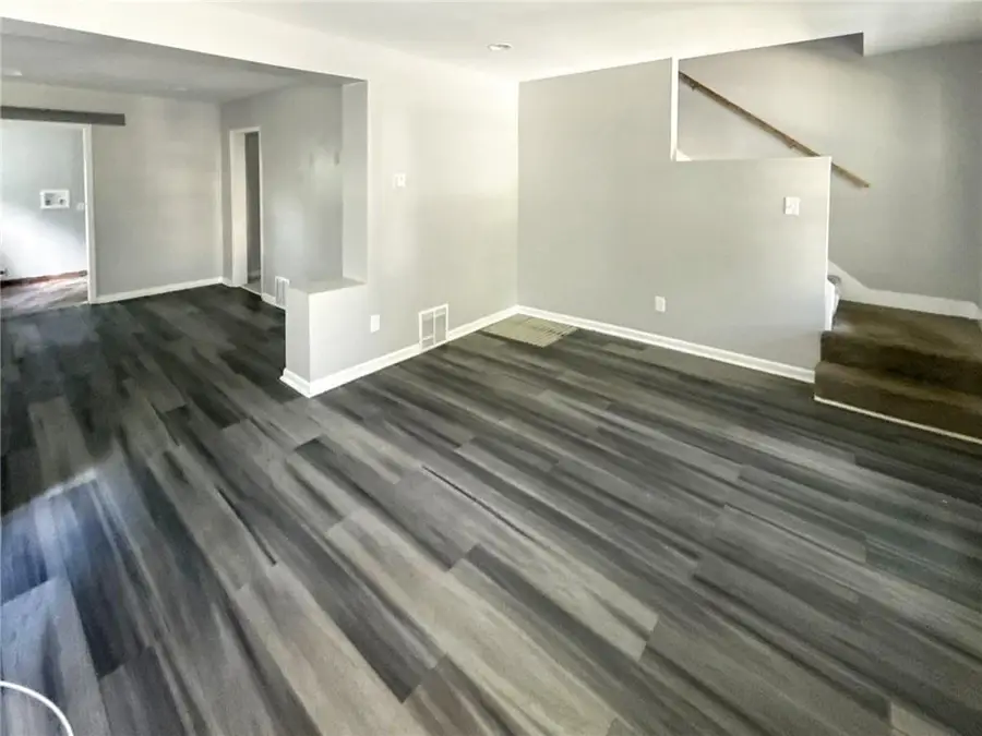 3020 Walrond Avenue, Kansas City, MO 64128 - Image #2