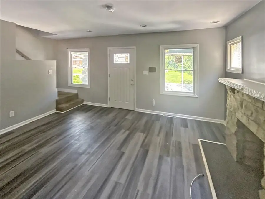 3020 Walrond Avenue, Kansas City, MO 64128 - Image #3