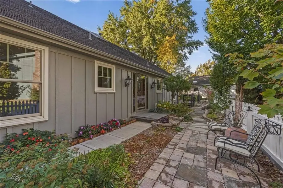 7212 Mastin Street, Merriam, KS 66203 - Image #2