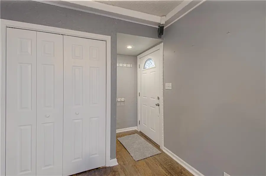 6213 N Harrison Street, Oakview, MO 64118 - #3