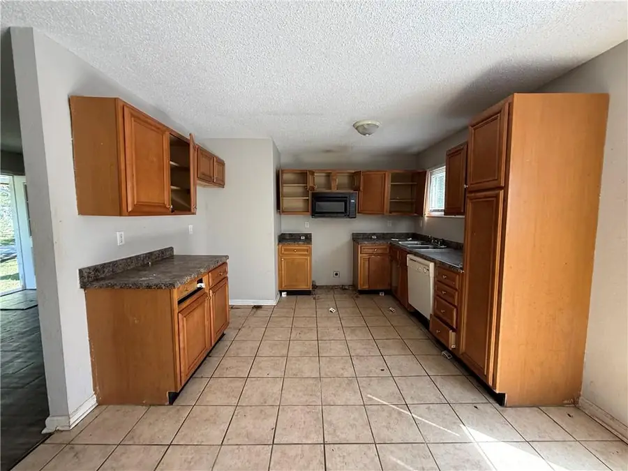 8605 E 114th Street, Kansas City, MO 64134 - Image #3