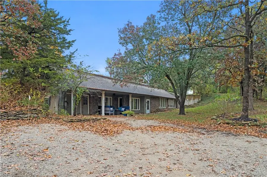 5880 Clare Road, Shawnee, KS 66226 - Image #3