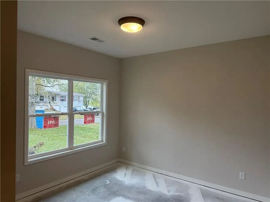 313 1/2 Clearview Drive, Pleasant Hill, MO 64080 - Image #3